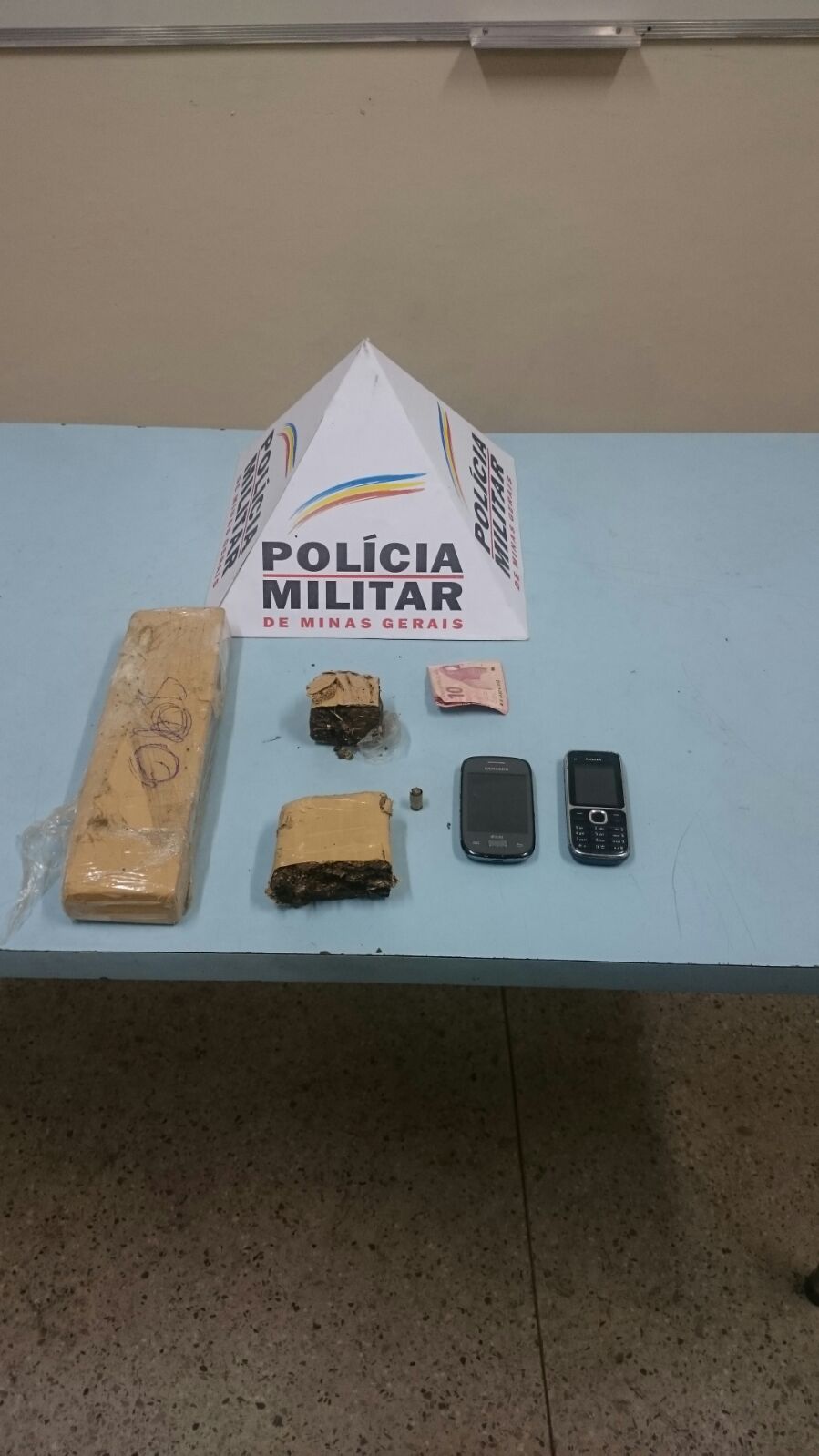 Presos por tráfico de drogas