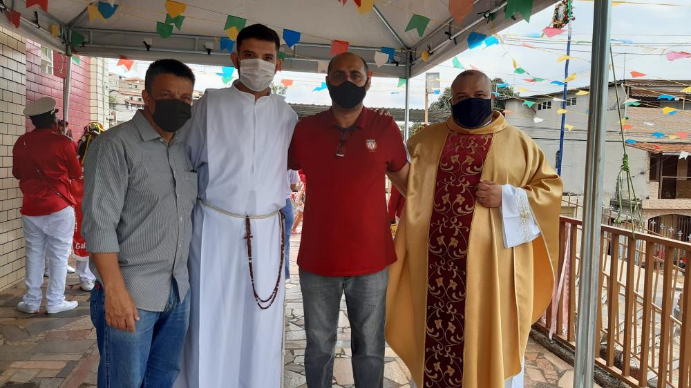 Festejo da guarda de São Sebastião de General Carneiro em honra a Nossa Senhora do Rosário