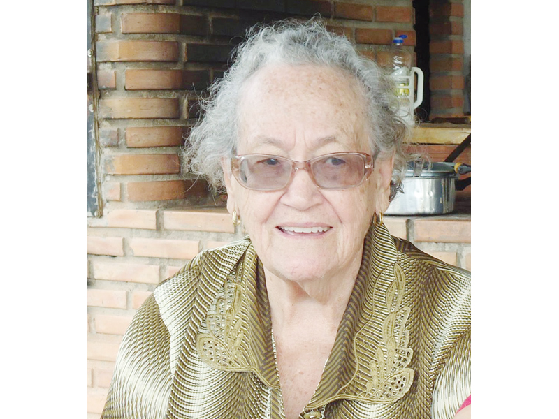 Família Adão se despede de Dona Lia