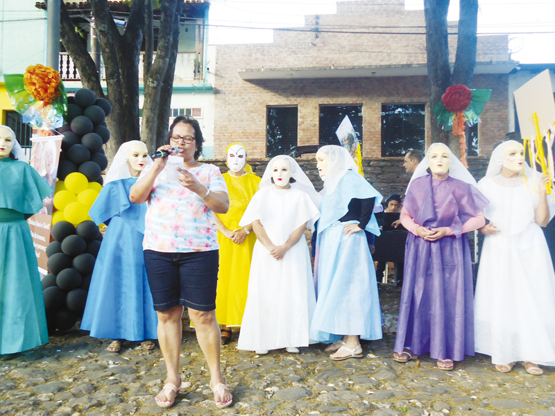 Vovós comemoram seu dia com muita festa