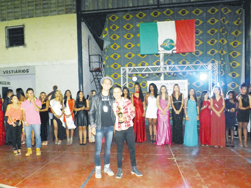 Concurso revela talentos da moda, música e dança em General Carneiro