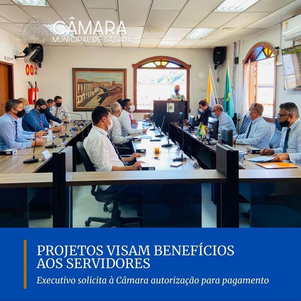Câmara Municipal aprova Projeto de Lei que autoriza o executivo a pagar gratificação especial aos Servidores da Educação