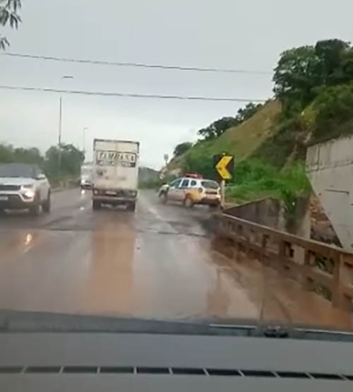 Trânsito é liberado na Ponte de General Carneiro