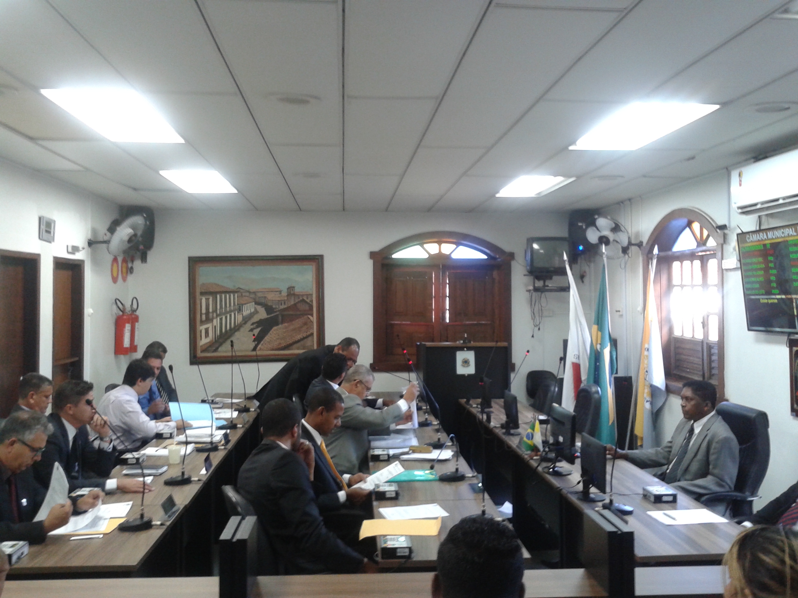 Legislativo está de volta