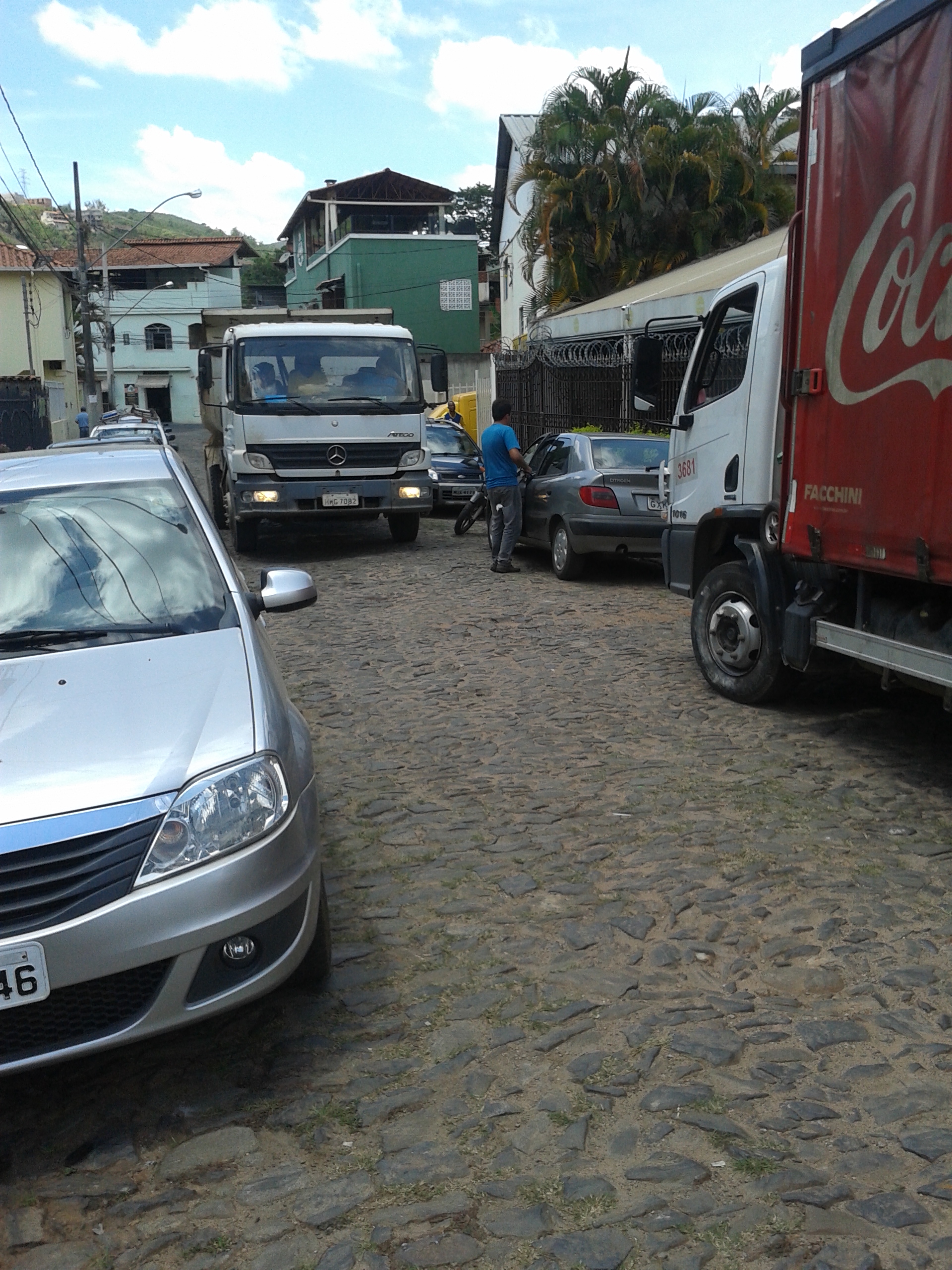 Moradores pedem mudanças em Avenida do Centro Histórico