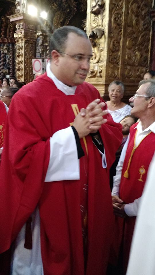 Novo padre assume a Paróquia Nossa Senhora da Conceição