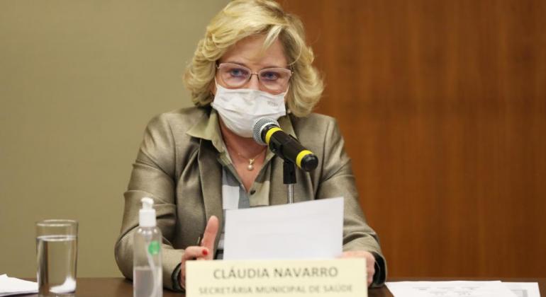 Prefeitura retoma uso obrigatório de máscaras em locais fechados da capital