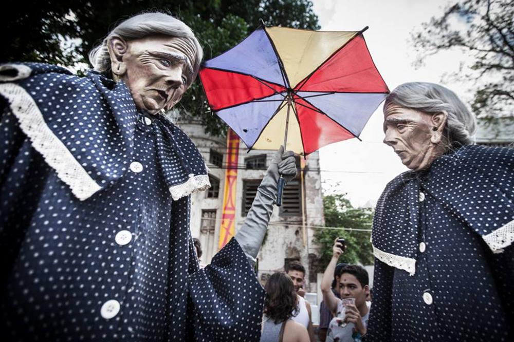 Sabará recebe Projeto Micro Festival Itinerante de Bonecos Idosos do Pigmaleão