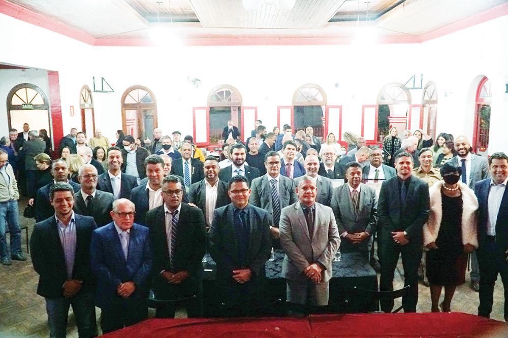 Câmara de Sabará entrega Títulos de Cidadão Honorário e de Honra ao Mérito