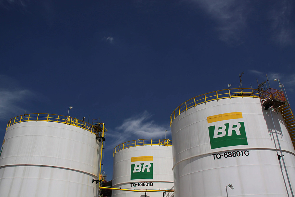 Petrobrás anuncia redução no preço do diesel