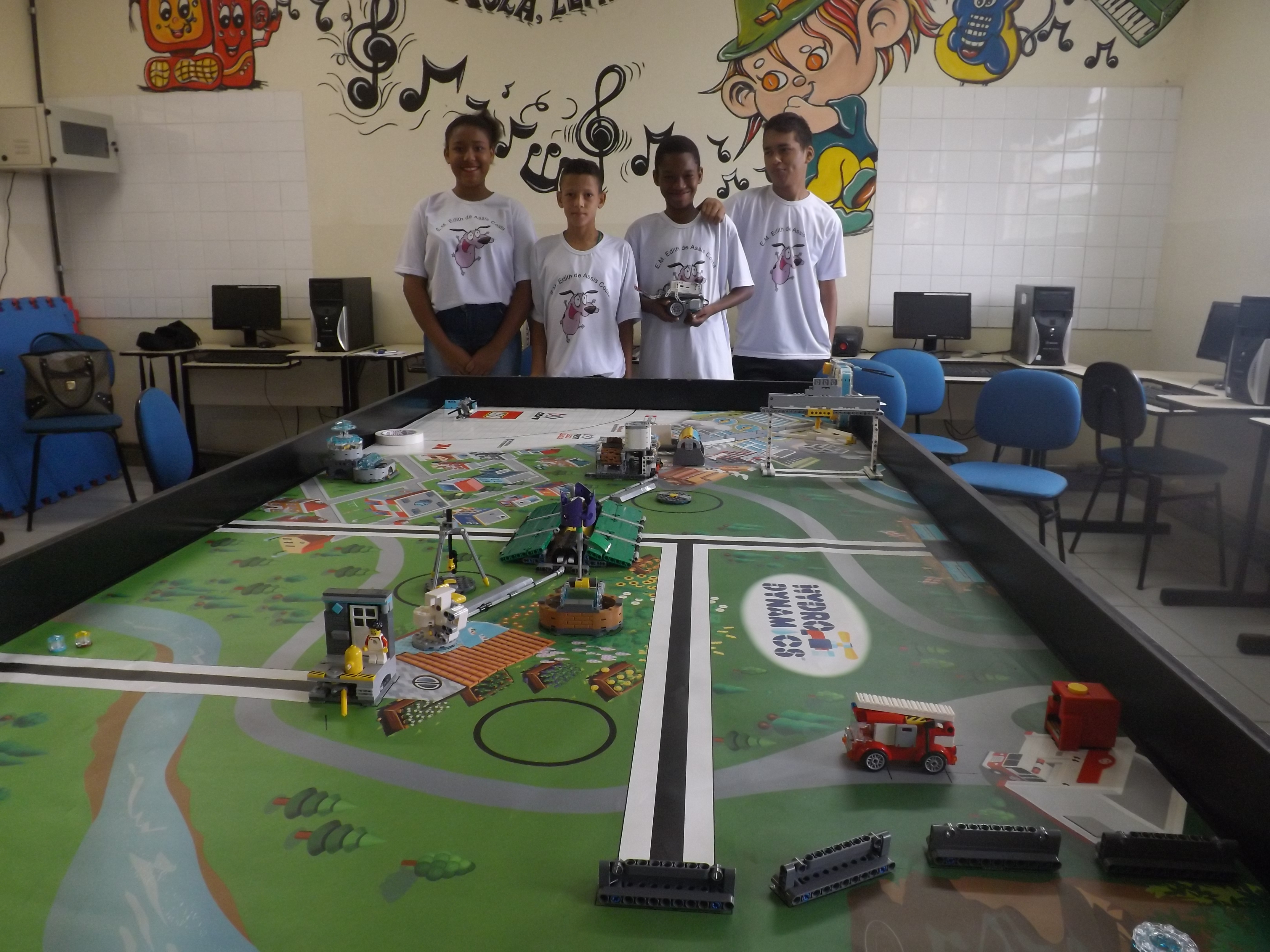 Estudantes sabarenses participam de torneio internacional de robótica 