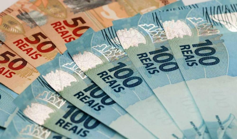 Quanto ganha o presidente? E um governador? Veja os salários dos cargos em disputa nas Eleições 2022