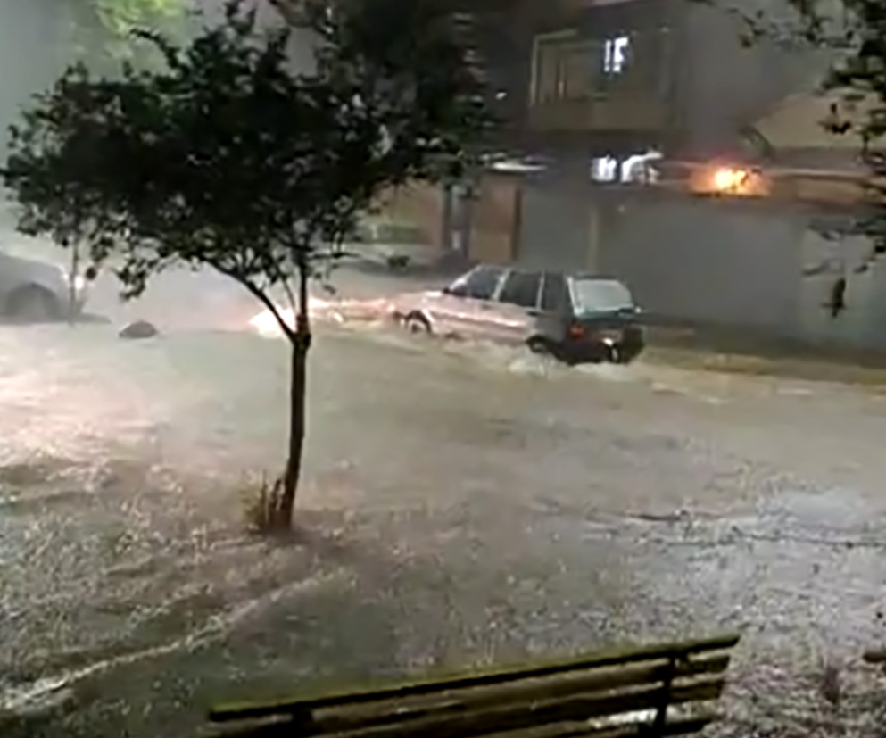Abrigo Irmã Tereza em Sabará fica inundado durante as chuvas de ontem