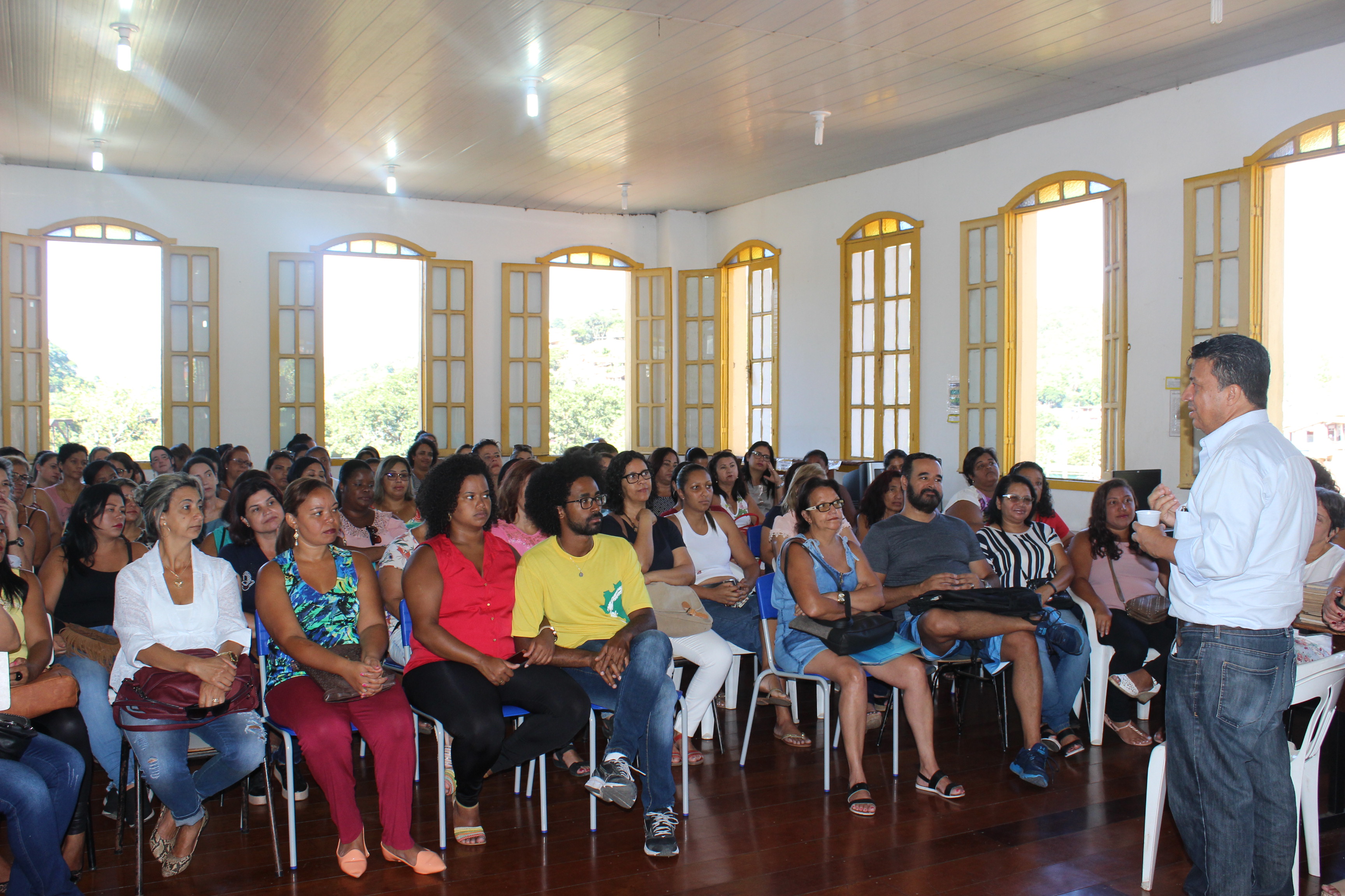 Prefeitura nomeia aprovados em concurso