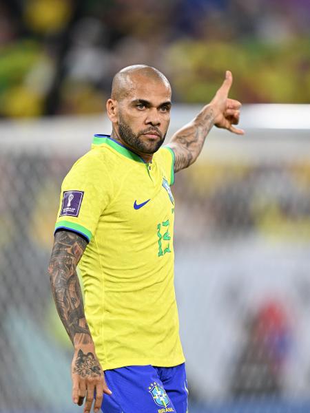 Daniel Alves é detido na Espanha por suspeita de agressão sexual