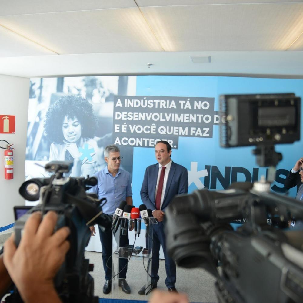 FIEMG entrega ao Governador e secretários estaduais propostas para fortelecer a indústria mineira
