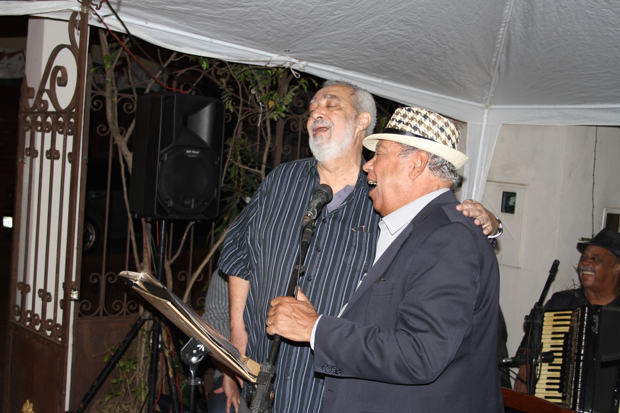 Exposição Son Salvador