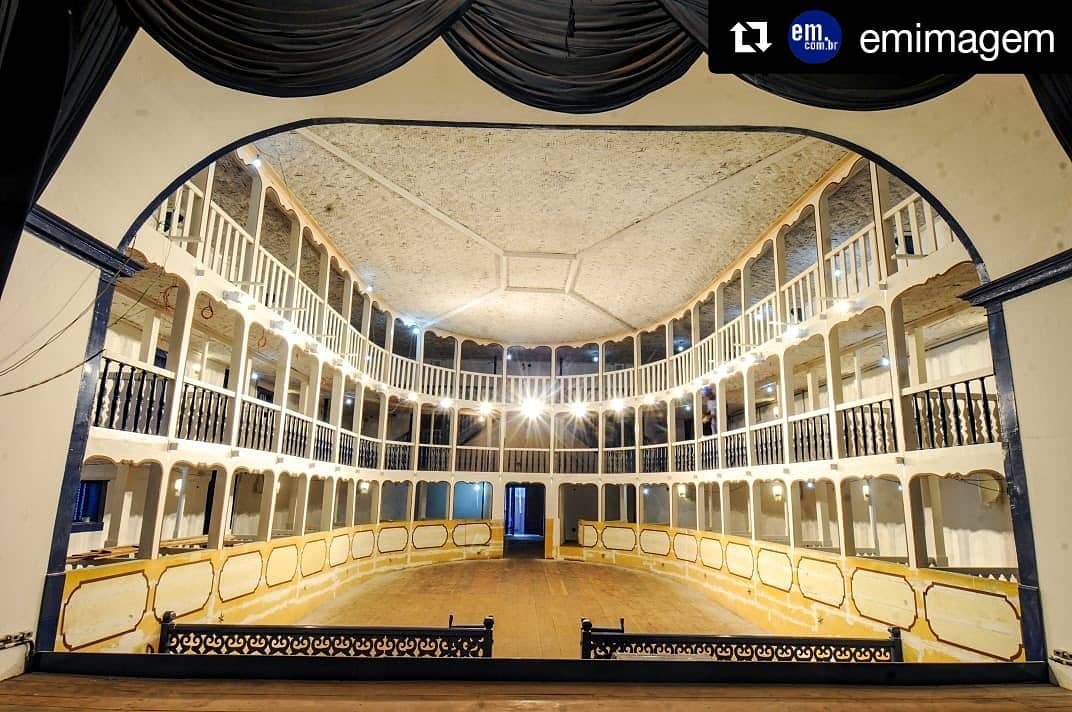 Em comemoração ao bicentenário, Teatro de Sabará (MG) é restaurado e entregue à comunidade