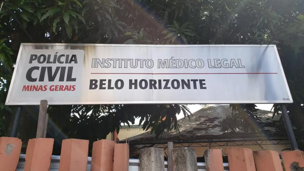 Morador em situação de rua morre após ser atropelado por carreta na BR-381 em Sabará