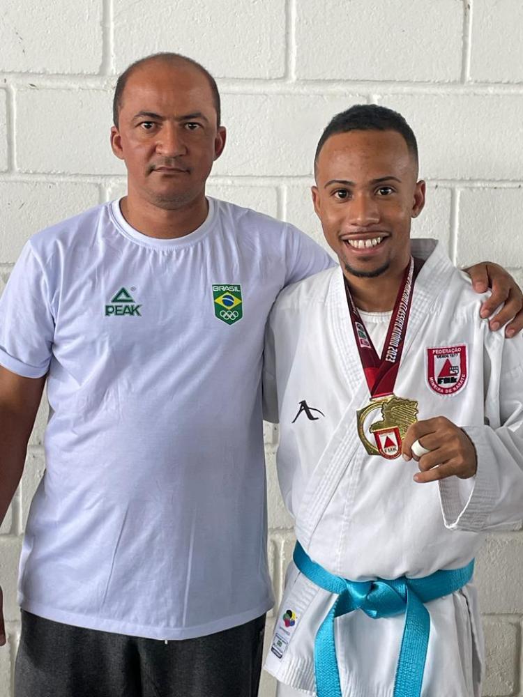 Sabarense é destaque no karatê em Minas Gerais
