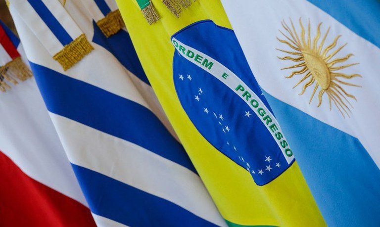 Estudantes e professores terão gratuidade em vistos para países do Mercosul