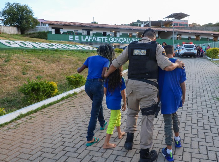 Minas se mobiliza para garantir recursos do Programa Nacional de Segurança nas Escolas