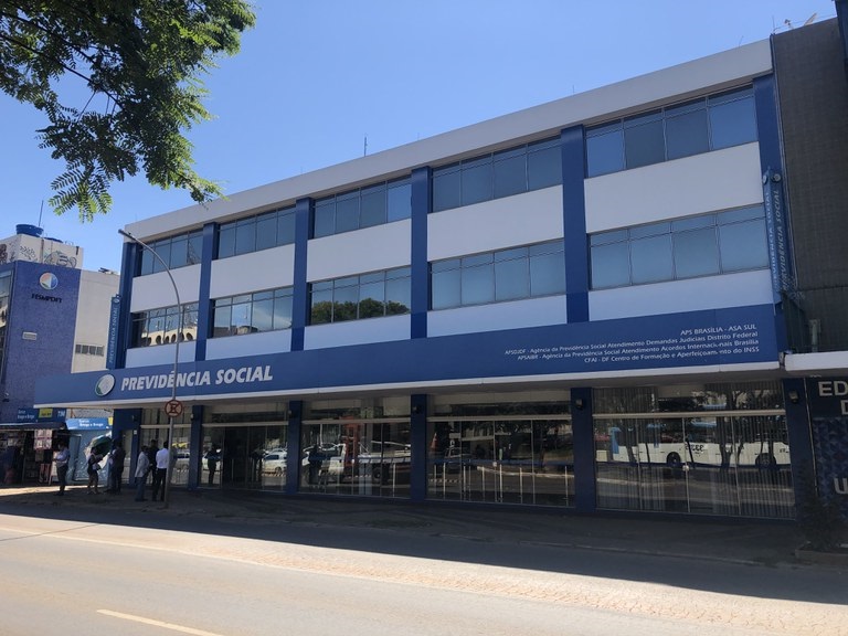 Primeira parcela do 13º começou a ser depositada na sexta-feira, 24