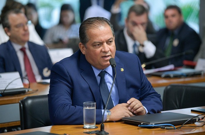 Projeto amplia devolução de tributos pagos por empresas exportadoras