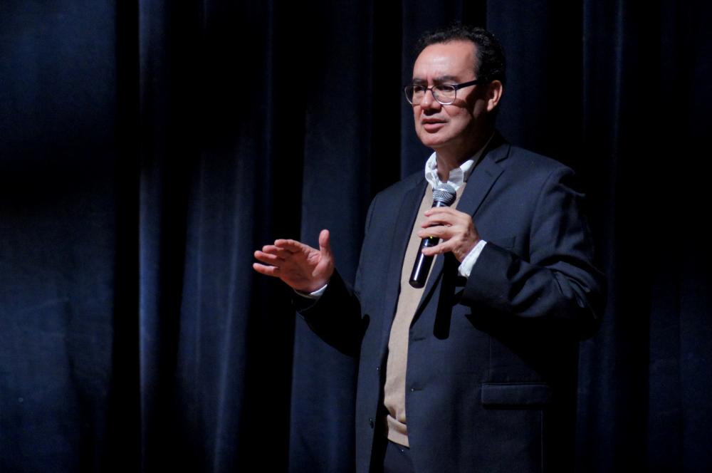 Neste sábado Augusto Cury chega a Belo Horizonte com o treinamento inédito “O Fim da Inteligência Emocional e o Começo da Gestão da Emoção” no Teatro do Minascentro