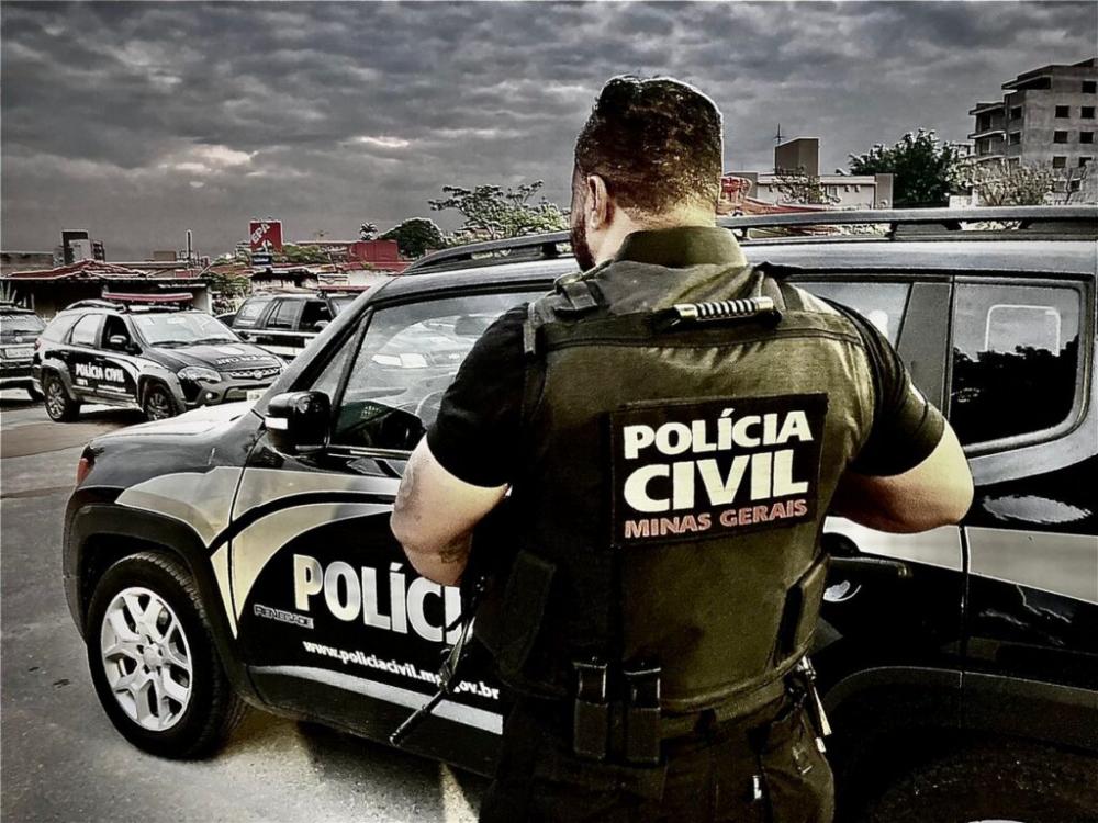 Após denúncia Polícia civil encontra menor de 17 anos que vendia pornografia infantil em grupos de Redes Sociais em Sabará
