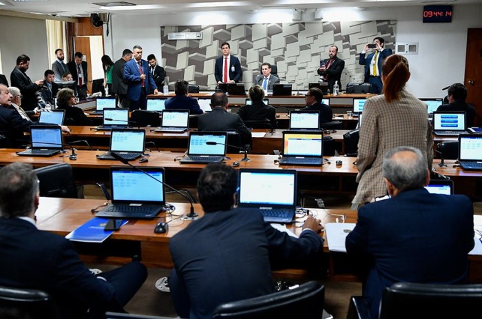 CAE altera projeto que destina reserva de contingência para desastres