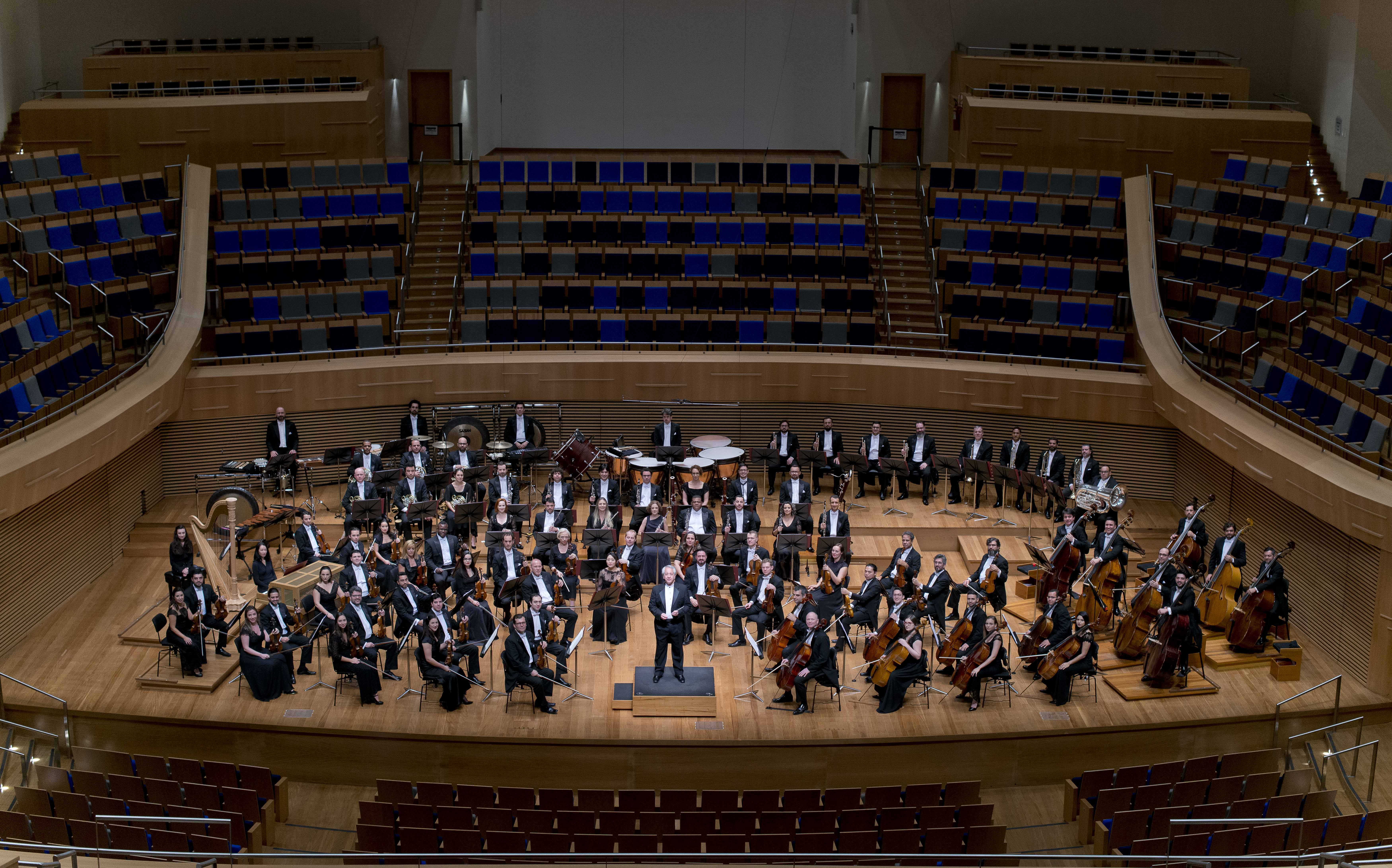 HARMONIA COMEMORA 15 ANOS COM CONCERTO, AO VIVO, DA FILARMÔNICA INTERPRETANDO BEETHOVEN