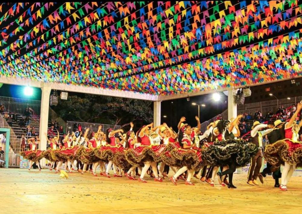 Quadrilha Renascer Junino conquista terceiro lugar e sobe para o Grupo Especial do Arraial de Belô