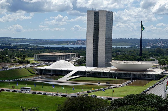 Orçamento 2024: consultorias sugerem cautela sobre perspectiva de crescimento