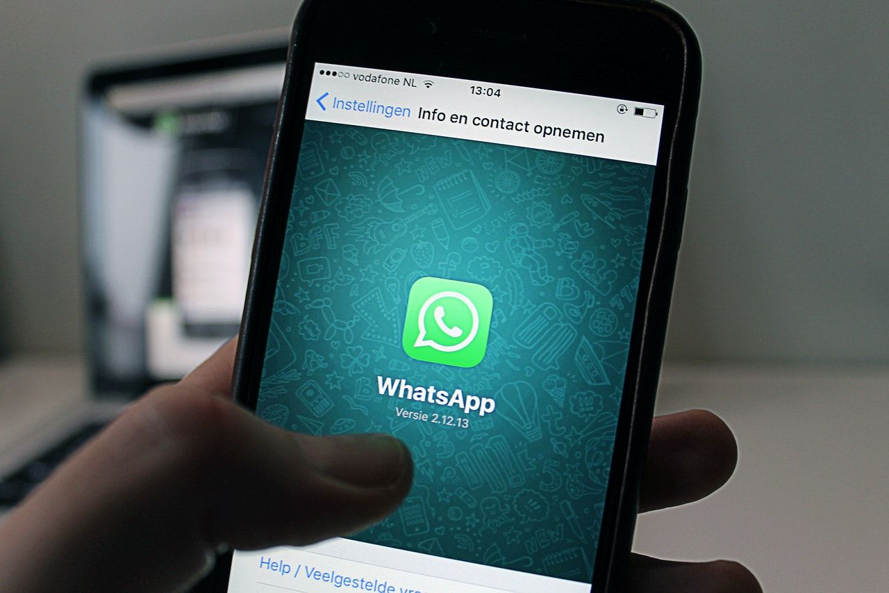 Disparo de WhatsApp na eleição pode ser punido por nova lei de proteção de dados
