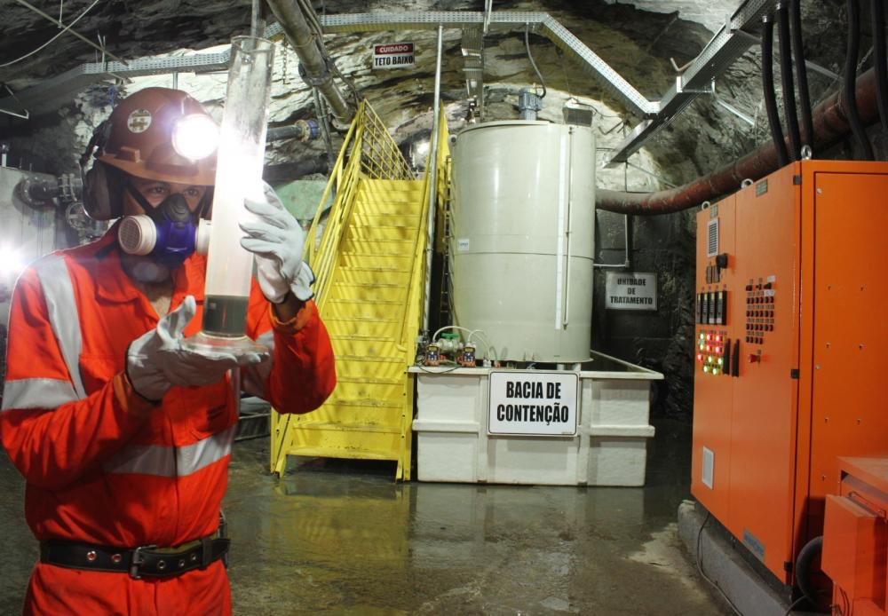 Com foco na meta Net Zero, AngloGold Ashanti reduz 33% da emissão de CO2