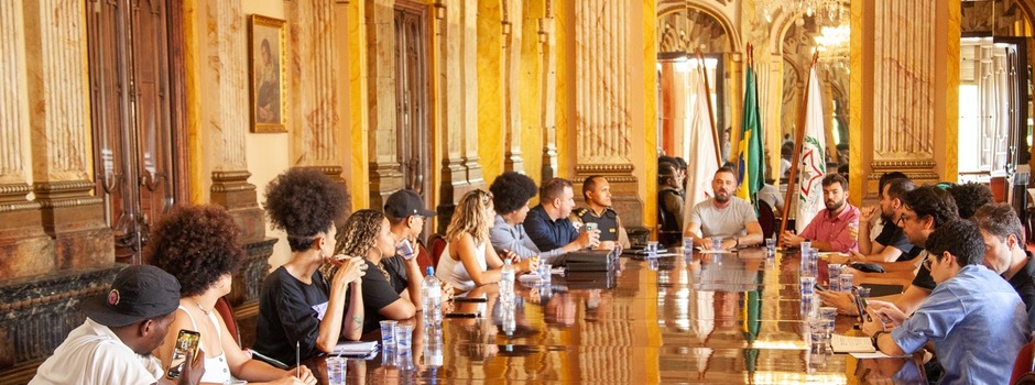 Integração do hip-hop ao Afromineiridade é pautada em reunião realizada entre a Estado e membros de coletivos culturais mineiros