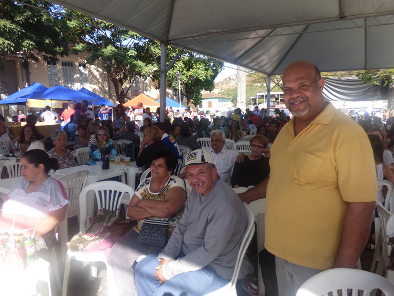 Comida de Senzala apresenta o melhor da cozinha mineira