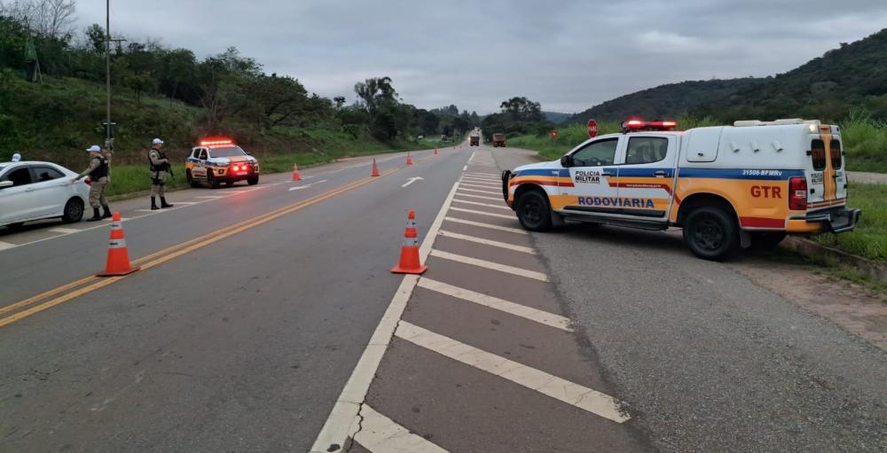 PMMG intensifica policiamento nas rodovias durante o feriado de Finados