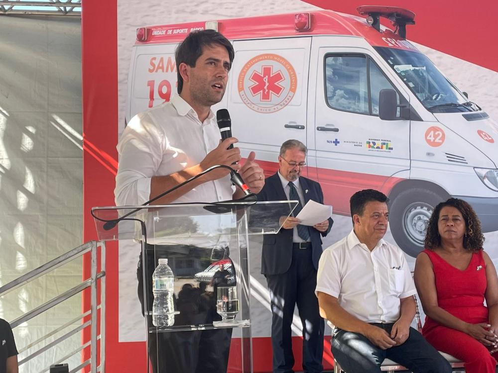 Sabará recebe nova ambulância do SAMU. Minas renova frota e amplia o serviço em todo o estado com 47 novas ambulâncias