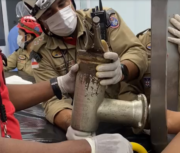 VÍDEO: açougueiro perde a mão em máquina de moer carne em Manaus