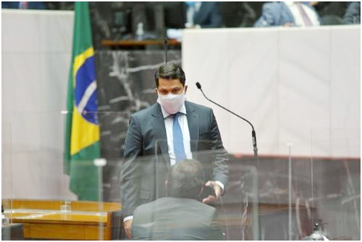 Plenário aprova isenção de tarifas a vítimas de enchentes