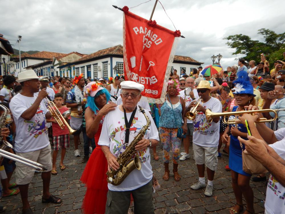 O mais antigo bloco caricato de Sabará o Paraíso dos Moralistas, convoca a população a participar da festa de Carnaval!