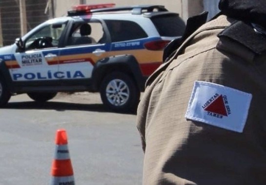 Confronto fatal: Homem esfaqueia mãe, enfrenta policiais, e é morto em Sabará