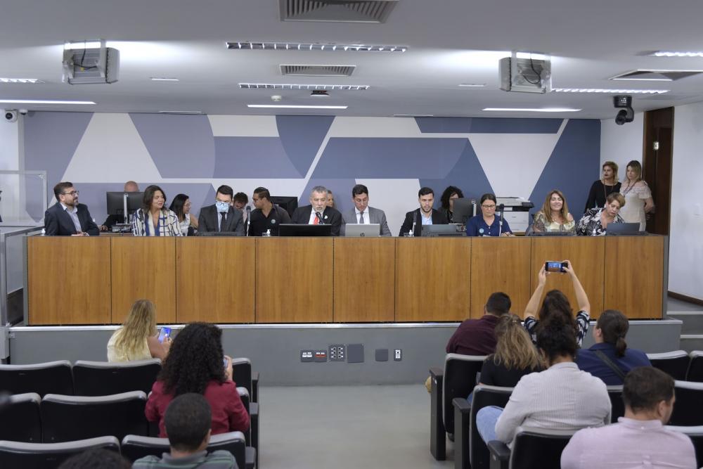 Municípios reclamam da falta de recursos e de equipamentos para combate à dengue