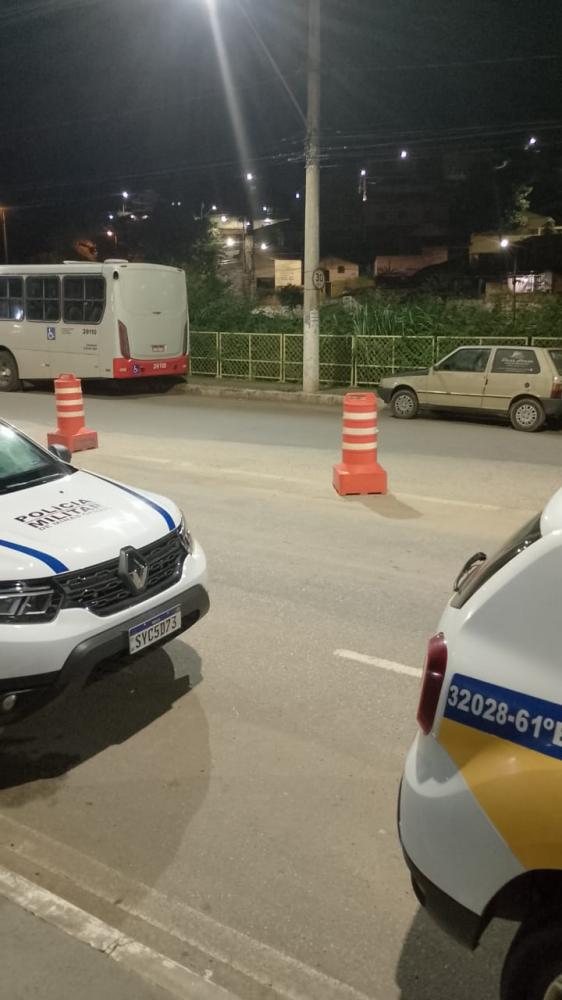 Suspeitos de render motorista e assaltar ônibus em Sabará, são presos