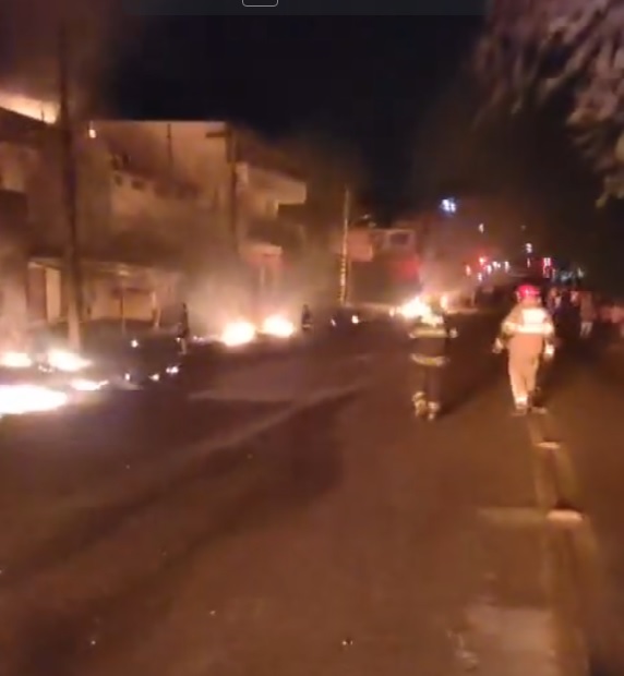 Tragédia no Bairro Goiânia divisa com Sabará: Caminhão-tanque explode e deixa rastro de destruição na madrugada