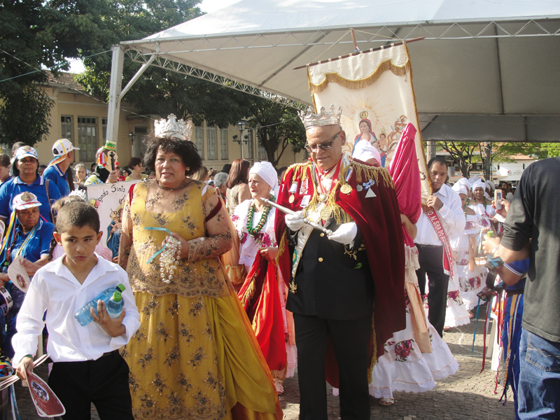 Folclore e fé marcam Festa de Nossa Senhora do Rosário