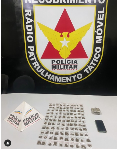 Operação Policial em Sabará: apreensão de drogas no bairro Ademolândia