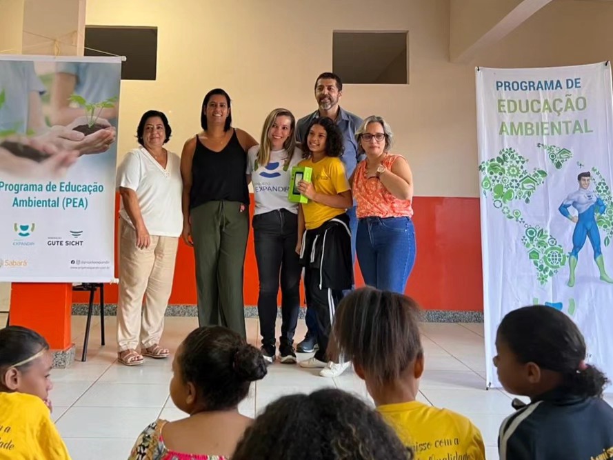 Alunos da rede municipal de ensino de Sabará recebem prêmio por redações sobre economia de água